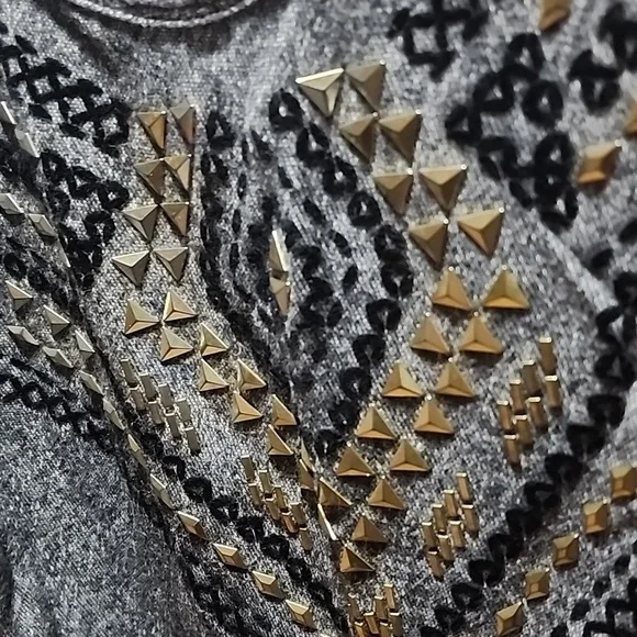 Cardigan - Picture 2 of 3